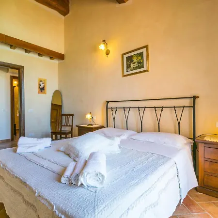 Il Corbezzolo-1 By Interhome *